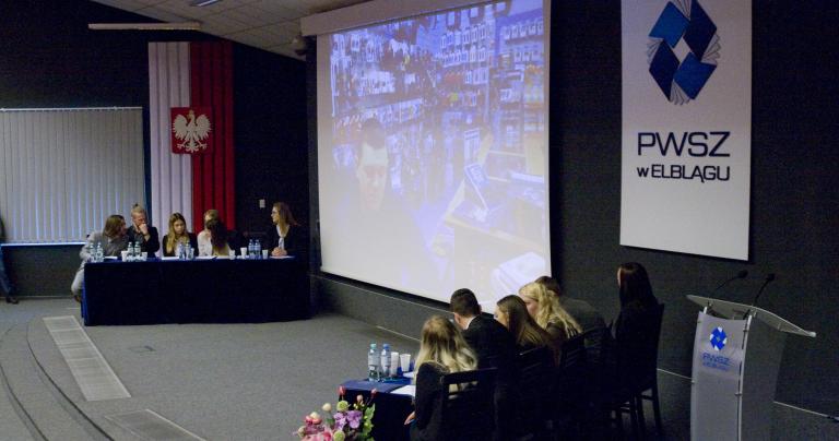 Zostać czy wyjechać? - DEBATA STUDENCKA