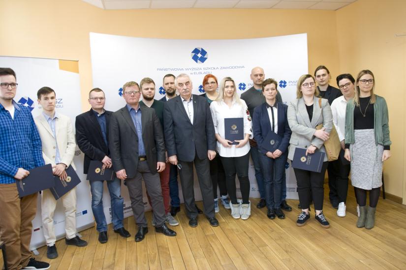 Wręczono umowy inkubacyjne - ruszył Startup house II