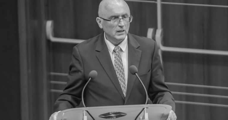 Zmarł Rektor Politechniki Gdańskiej prof. Jacek Namieśnik