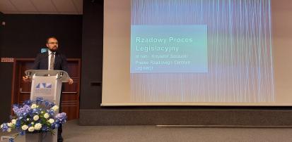 Studenci poznali szczegóły procesu legislacyjnego