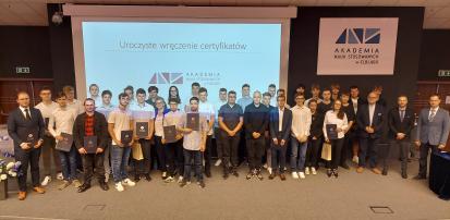 Przyszli informatycy zdobyli certyfikaty