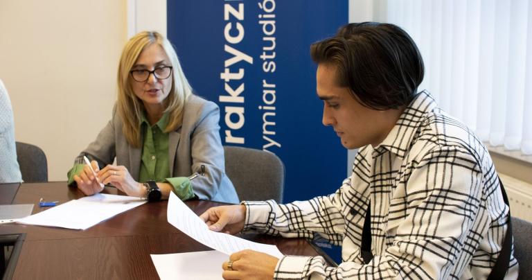 Jeszcze więcej praktyki w Instytucie Ekonomicznym
