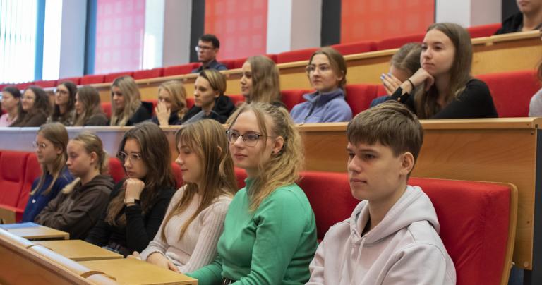 Dzień pełen wrażeń dla licealistów