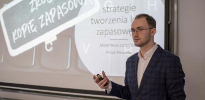 Młodzi informatycy zdobywają praktyczne kompetencje