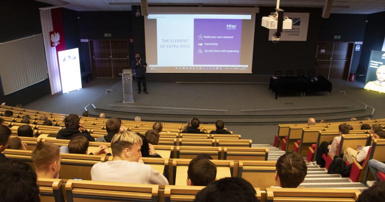 Praktyki w międzynarodowym koncernie INFOSYS