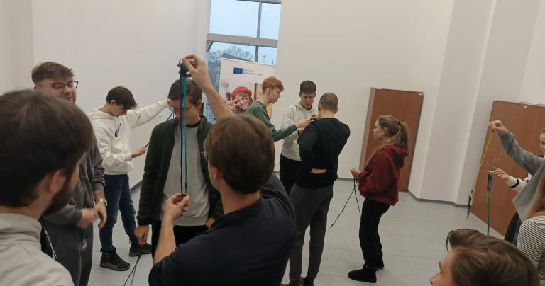 Dzisiaj w Krainie Kariery: Administracja & Ekonomia w Akcji!