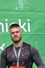 Artur Cytlał reprezentuje ANS w Elblągu podczas Akademickich Mistrzostw Polski w Lekkiej Atletyce 2026