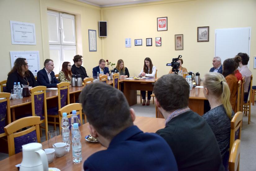 Nadzwyczajne Posiedzenie Rady Studentów