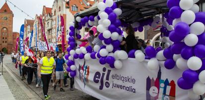 Studenci przejęli miasto! Elbląskie Juwenalia 2025 pełne były energii, muzyki i świetnej zabawy!