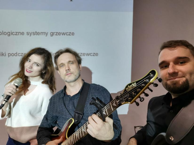 Pracowity czas w Akustyku