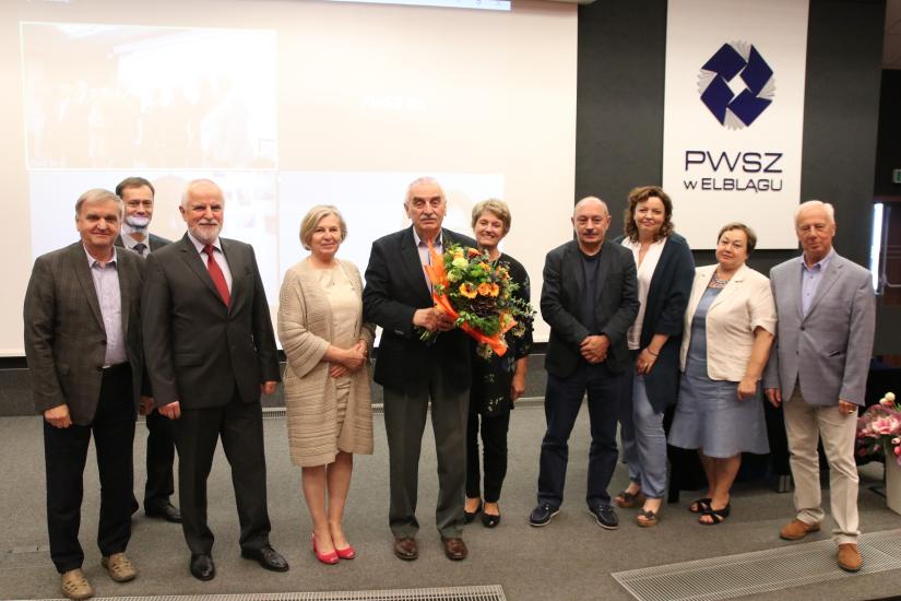 Senat VI kadencji dziękuje Rektorowi