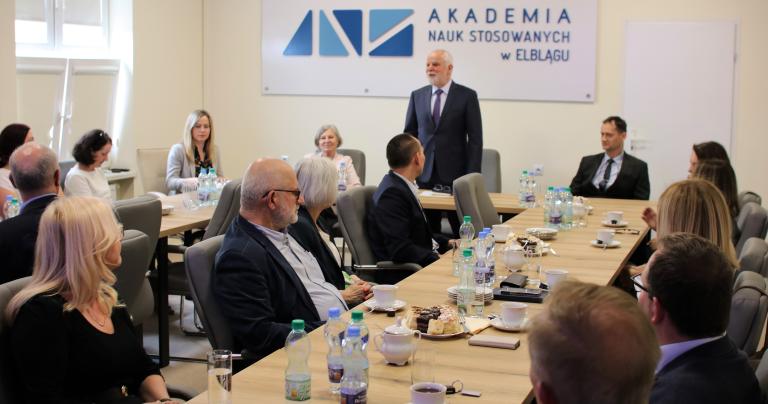 Zacieśniamy współpracę ze szkołami średnimi
