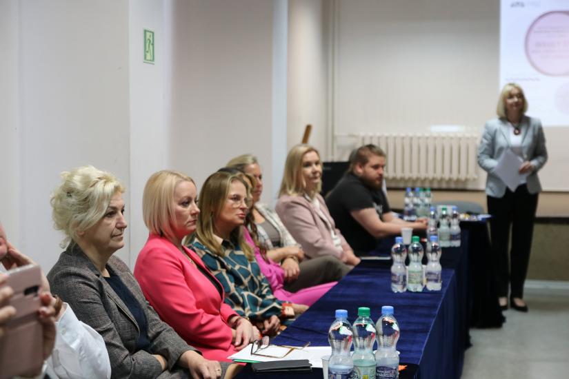 Seminarium "Okrągły stół wokół zdrowia psychicznego dzieci i młodzieży"