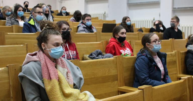 Seminarium „Różne barwy przemocy”
