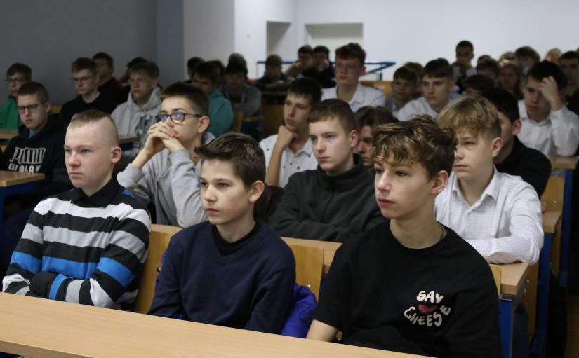 Młodzi informatycy poznali praktyczny wymiar studiów