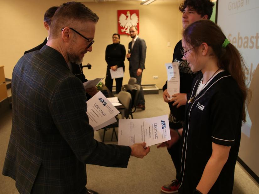 Kolejni młodzi informatycy uzyskali certyfikaty
