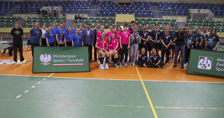 Turniej Piłki Siatkowej o Puchar Rektora ANS w Elblągu – sport, emocje i wspólnota
