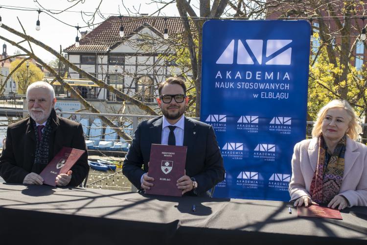 Podpisanie porozumienia o współpracy z Zespołem Opieki Zdrowotnej w Nidzicy