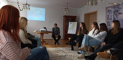 Wizyta studyjna student&oacute;w Pedagogiki w Młodzieżowym Ośrodku Terapeutycznym KARAN "Dom Zacheusza" w Elblągu