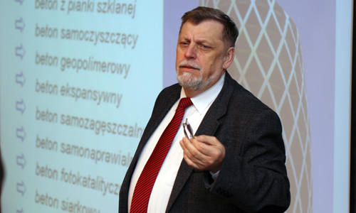 Wykładowca na zajęciach